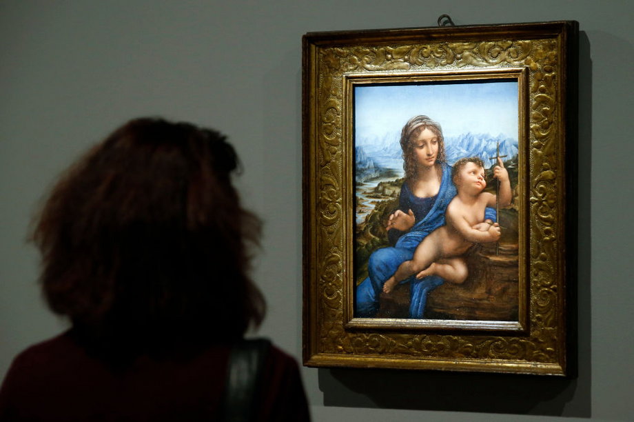 "Madonna z kądzielą" Leonarda da Vinci, jeden z obrazów, które można oglądać podczas wyjątkowej wystawy w Luwrze 