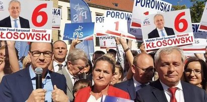 Kandydat na posła przerobił zdjęcie z premierem. Dał się ponieść fantazji