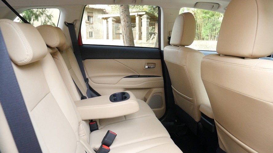 Mitsubishi outlander