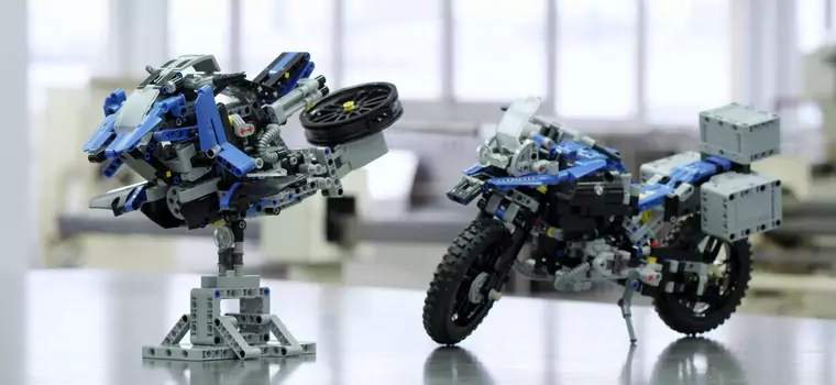 Motocykl BMW inspirowany klockami Lego Technic