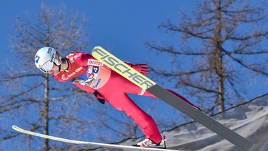 pś w skokach. nasz wicemistrz olimpijski odpadł w kwalifikacjach w kulm. tylko żyła i stoch z awansem