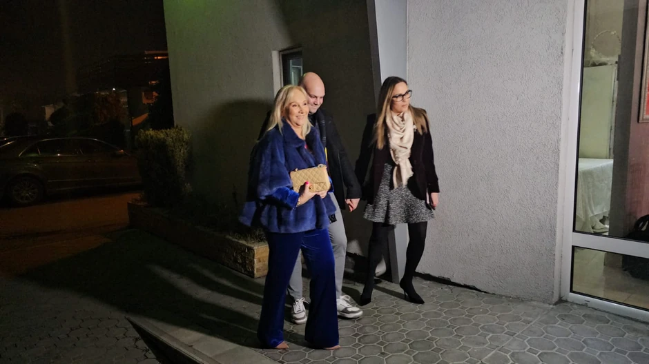 Mihajlo Šaulić sa majkom i ženom