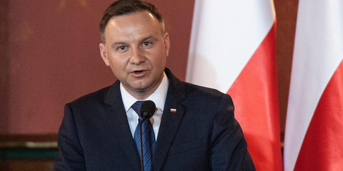 To miała być pierwsza ustawa, którą zawetuje Duda. A jednak podpisał!