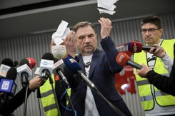 Szef 'Solidarności' podarł wyrok TSUE ws. Turowa. 'Nie będziemy się o nic prosić'