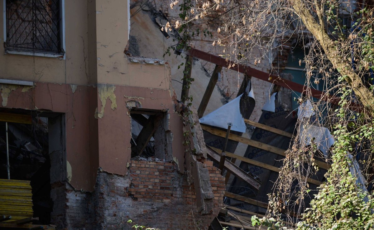 Remontowana kamienica przy ulicy Słonecznej na Mokotowie