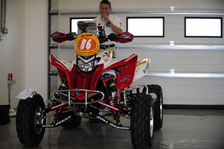 Abu Dhabi Desert Challenge 2010: Rafał Sonik gotowy do startu