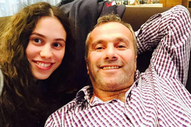 Dejan Savićević NIJE BIO NA SVADBI SVOJE ĆERKE - razlog je bila NJEGOVA ŽENA! Venčanje SINA koji je PRESLIKANI OTAC nije propustio, a ovako izgleda MAĆEHA zbog koje se desio RAZDOR