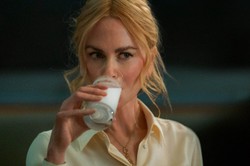 Nicole Kidman – Babygirl - Az 57 éves Oscar-díjas színésznő lenyűgöző alakítást nyújtott Romy Mathis szerepében, aki viszonyba bonyolódik egy titokzatos, manipulatív fiatal gyakornokkal. Kidman játéka az önuralom és a vakmerőség között ingadozik, bemutatva színészi skálájának széles spektrumát. Annak ellenére, hogy Golden Globe- és Gotham-díjra jelölték, valamint a National Board of Review a legjobb színésznőnek választotta, az Akadémia figyelmen kívül hagyta lenyűgöző alakítását.
