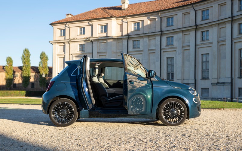 Nowy Fiat 500 Hybrid