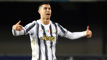 Cristiano Ronaldo elképesztő csúcsot állított be, Messi szombaton utolérheti