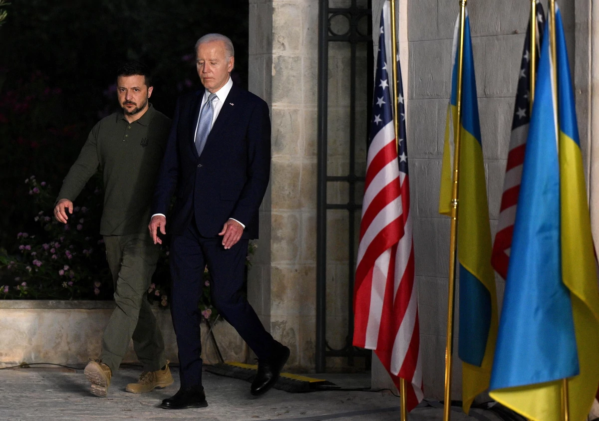  Zełenski jest naiwny? Biden zwrócił mu uwagę publicznie