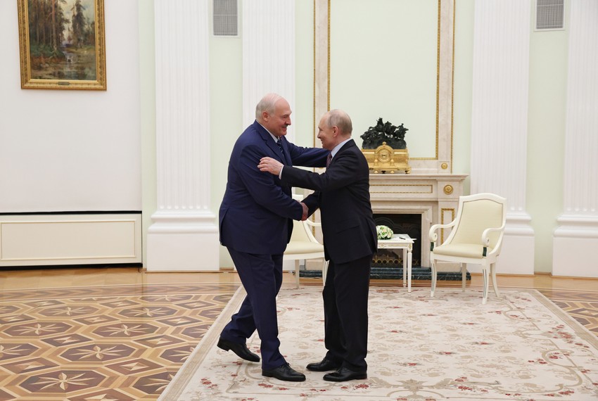 Aleksandar Lukašenko i Vladimir Putin u Moskvi 8. maja