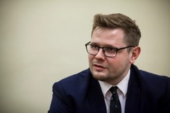 'Moralny menelu, ujawnij wniosek…' – ostra wymiana i akt oskarżenia wobec Michała Wosia