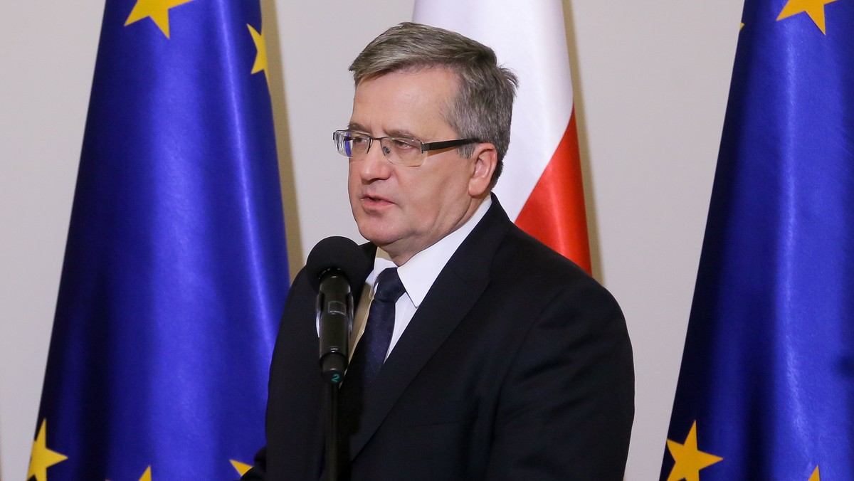 Dziś wieczorem prezydent Bronisław Komorowski rozmawiał telefonicznie z prezydentem Ukrainy Wiktorem Janukowyczem - poinformował prezydencki minister Jaromir Sokołowski.