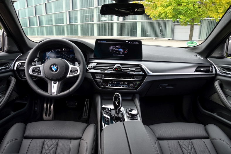 BMW 545e xDrive