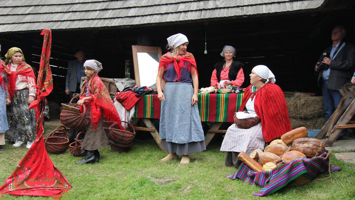 Tokarnia: Smaki Jesieni w skansenie