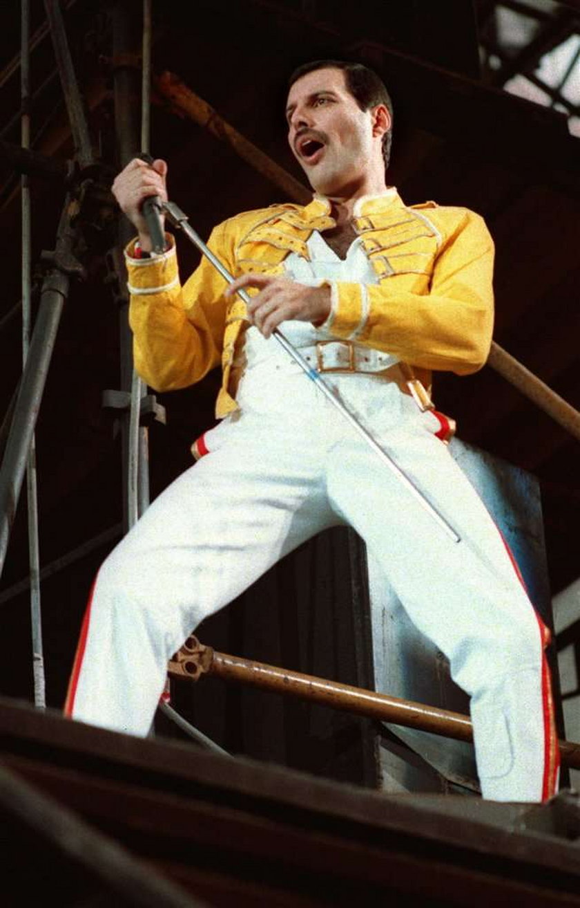 O nie! Borat jako Freddie Mercury