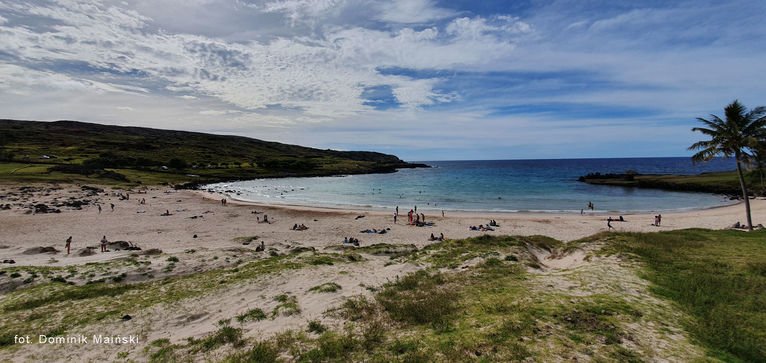 Plaża Anakena.