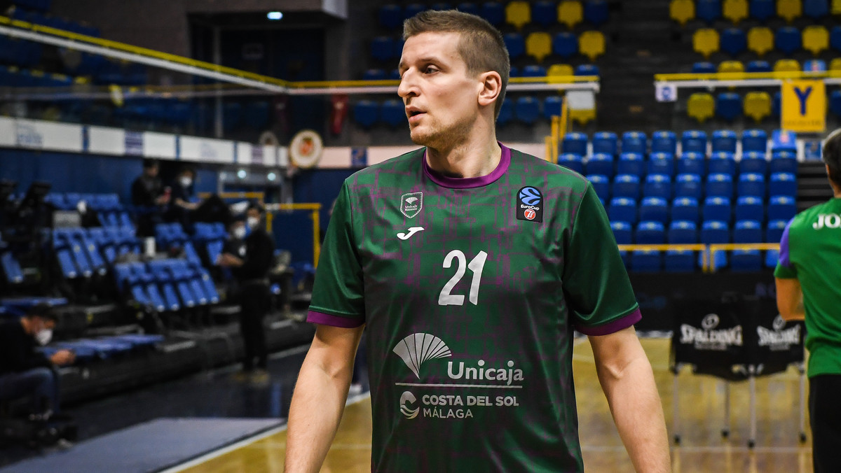Koszykówka: Rzut za trzy, świetne statystyki Adama Waczyńskiego