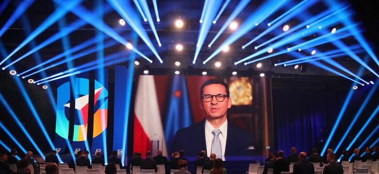Dynamiczny rozwój bez środków z UE? Morawiecki skomentował słowa Glapińskiego