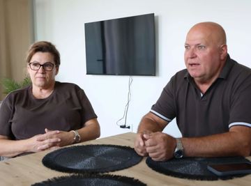 POTEZ MAJKE ASMINA DURDŽIĆA ŠOKIRAO JAVNOST: Stala pred Aneli nakon svega i uradila ono što niko nije mogao da očekuje: "Ne znam da li je POPILA ČAŠU VIŠE..."