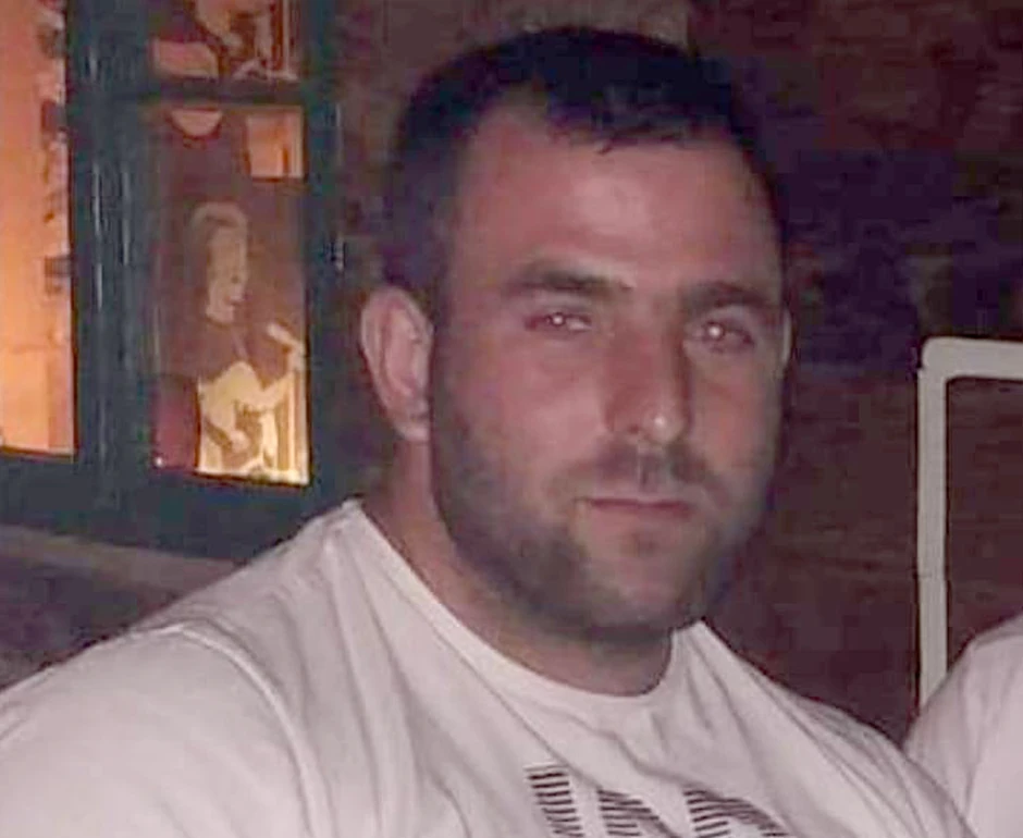 Muškarac koji je ubio ćerku, pa pucao u sebe