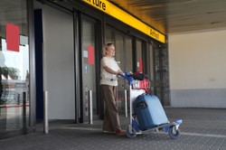 Wyrywanie korzeni. Polscy emeryci chcą starzeć się na emigracji