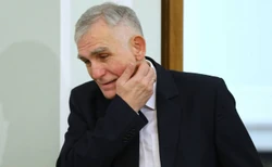 Komisja śledcza ds. VAT przesłuchuje b. wiceministra finansów Macieja Grabowskiego