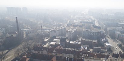 Urzędnicy tłumaczą się z niechlubnego miejsca w smogowym rankingu. "Czwarte miejsce w zestawieniu nie oznacza, że Wrocław ma najgorszą jakość powietrza na świecie"