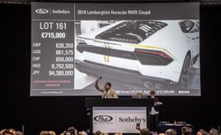 Papież Franciszek sprzedał Lamborghini. Cena? Ponad trzy razy większa niż za Maybacha