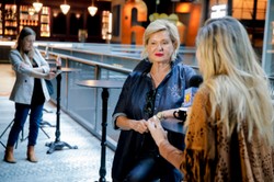 Ewa Kasprzyk miała kompleks biustu. "Rósł mi za szybko"