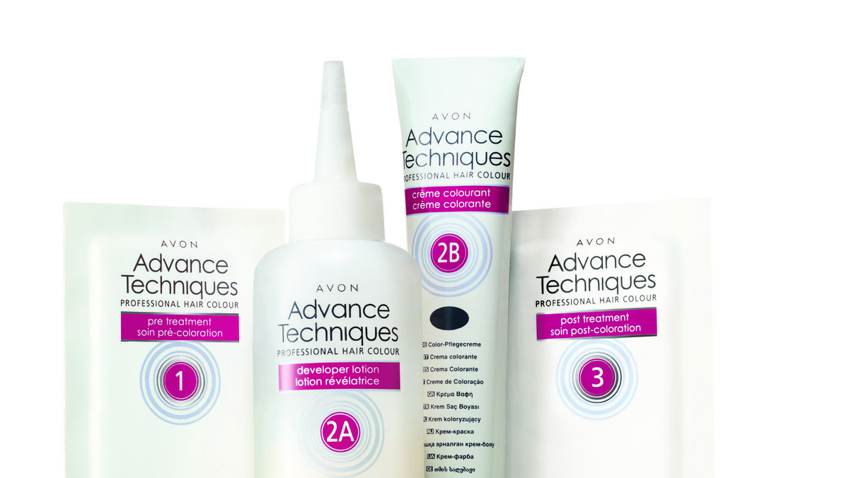 Advance Techniques Professional Hair Color od Avon został stworzony z myślą o pięknych, pełnych blasku i zdrowo wyglądających włosach. Avon zwiększył tym samym linię kosmetyków do pielęgnacji włosów o produkty do koloryzacji. W skład potrójnego systemu ochrony Advance Techniques Professional Hair Color wchodzi wszystko, co umożliwia wykonanie profesjonalnej koloryzacji włosów w domowych warunkach, jednocześnie chroniąc je przed uszkodzeniem. Nowatorskie produkty z tej serii to więc gwarancja naturalnie wyglądającego koloru i należycie odżywionych włosów.