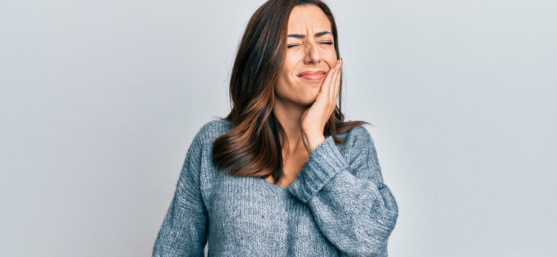 Nadwrażliwość zębów – kobiecy problem?