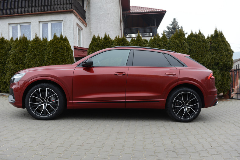 Audi SQ8