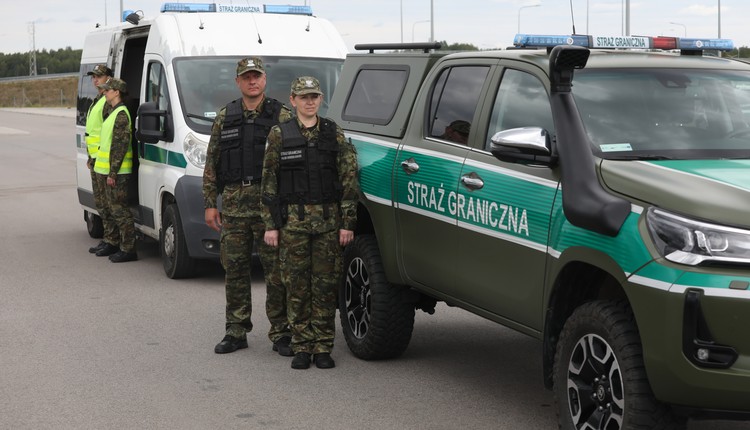 Wracają kontrole na polskich granicach. Alert RCB uruchomiony na terenie całego kraju