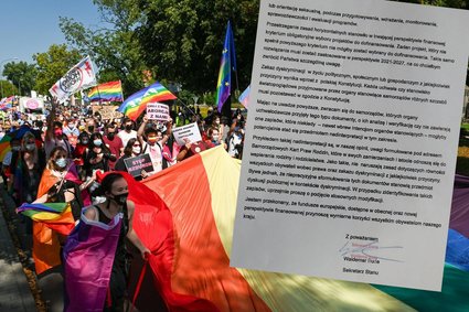 Wiceminister wysłał pisma do samorządów ws. uchwał anty-LGBT. "Fundusze europejskie przynoszą wymierne korzyści"