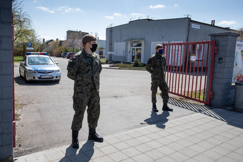 Dyrektor nie wpuściła pielęgniarek do zakażonego domu opieki