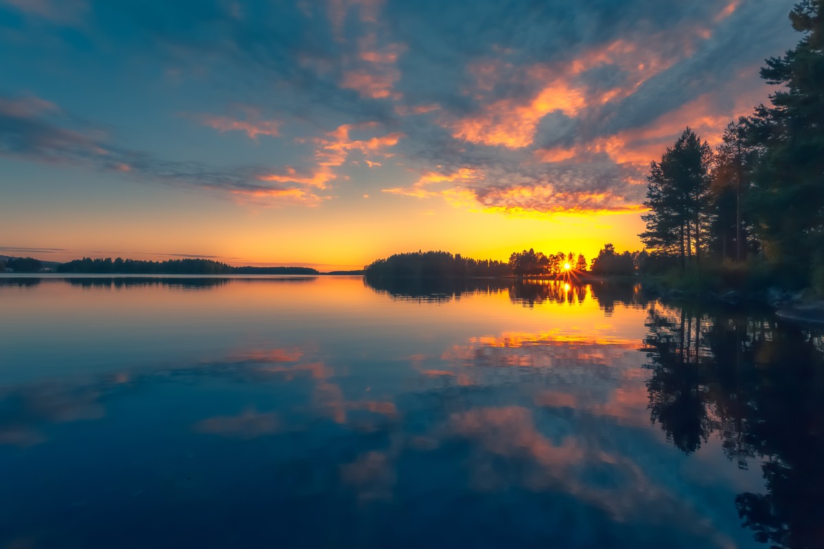 W czwartek w nocy na obozie w Wilczem (Wielkopolskie), w jeziorze Ośno utopił się 15-letni harcerz