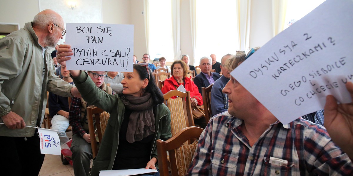 Spotkanie marszałka Marka Kuchcińskiego z wyborcami w Zgierzu