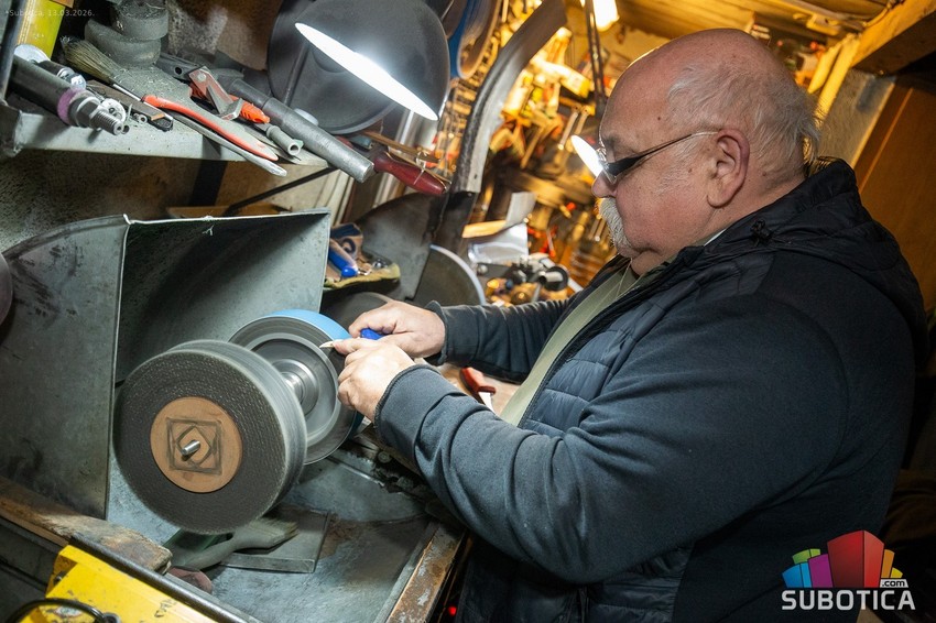 Mala oštračka radnja majstora Lasla Vojnića