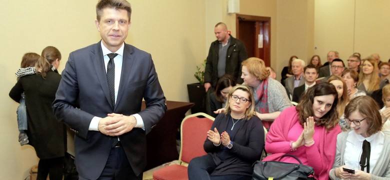 Petru ma receptę na odwołanie rządu PiS. "Opozycja musi skoordynować swoje działania"