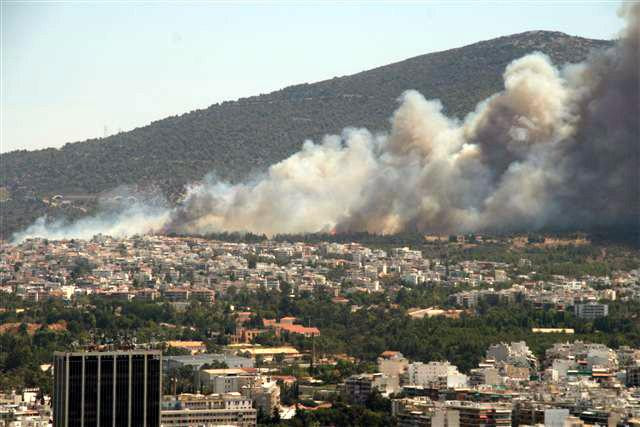 Galeria Grecja - Ateny - pożar zaczyna się niewinnie, obrazek 11