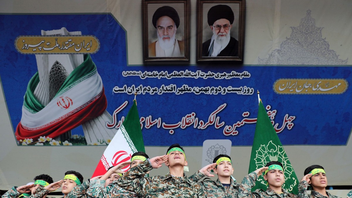 Pripadnici Basidža tokom proslave 47. godišnjice Islamske revolucije u Teheranu 11. februara jpg