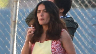 Salma Hayek w zabawnych kapciach