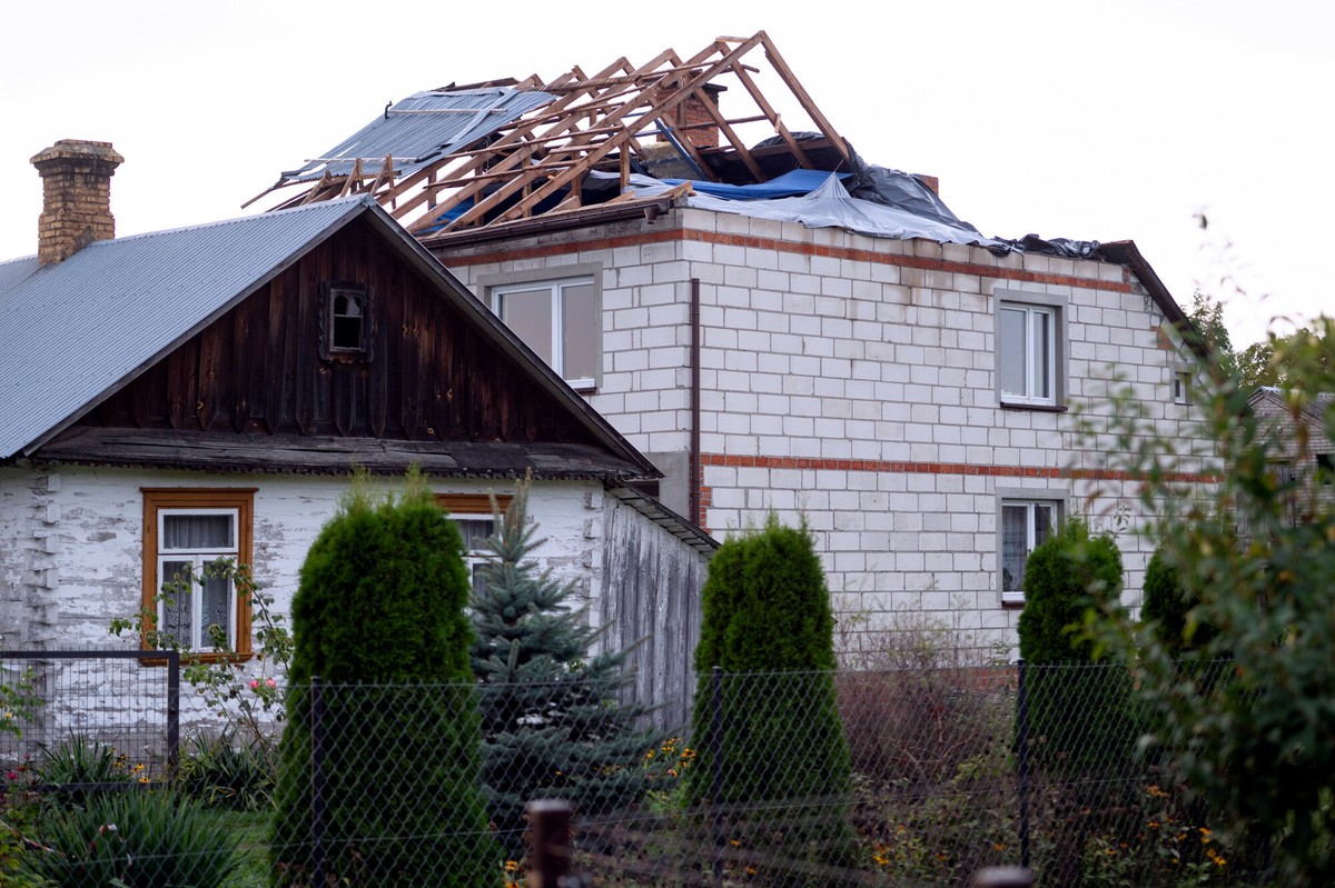 Dom w Wyrykach "trzeba zrównać z ziemią". Wójt mówi wprost