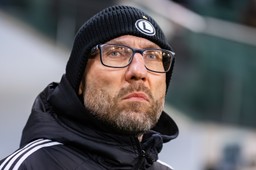 nagły komunikat legii warszawa dotyczący marka papszuna. kto poprowadzi zespół w meczu z rakowem częstochowa?