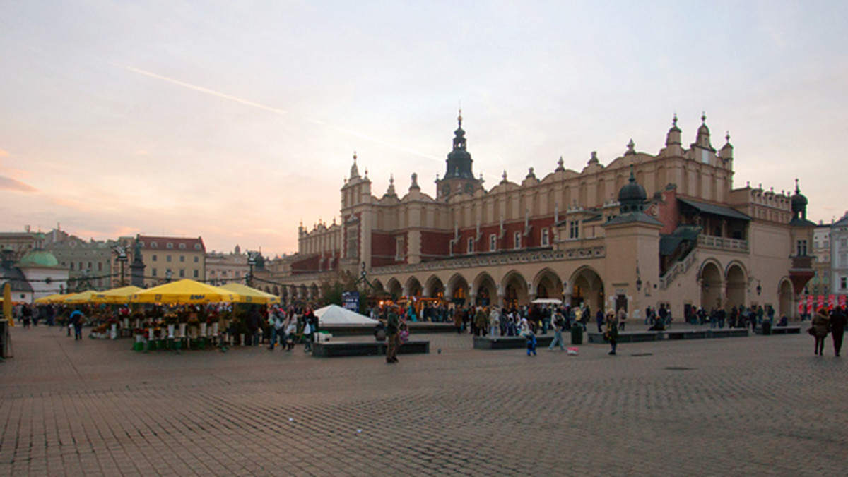 W ostatnich 25 latach stolica Małopolski - Kraków - umocnił pozycję ośrodka akademickiego i turystycznego, a w regionie rozwinęły się firmy, które z sukcesem konkurują na światowych rynkach. - 25 lat wolnej Polski to był dobry czas dla Małopolski – uważa wojewoda Jerzy Miller.