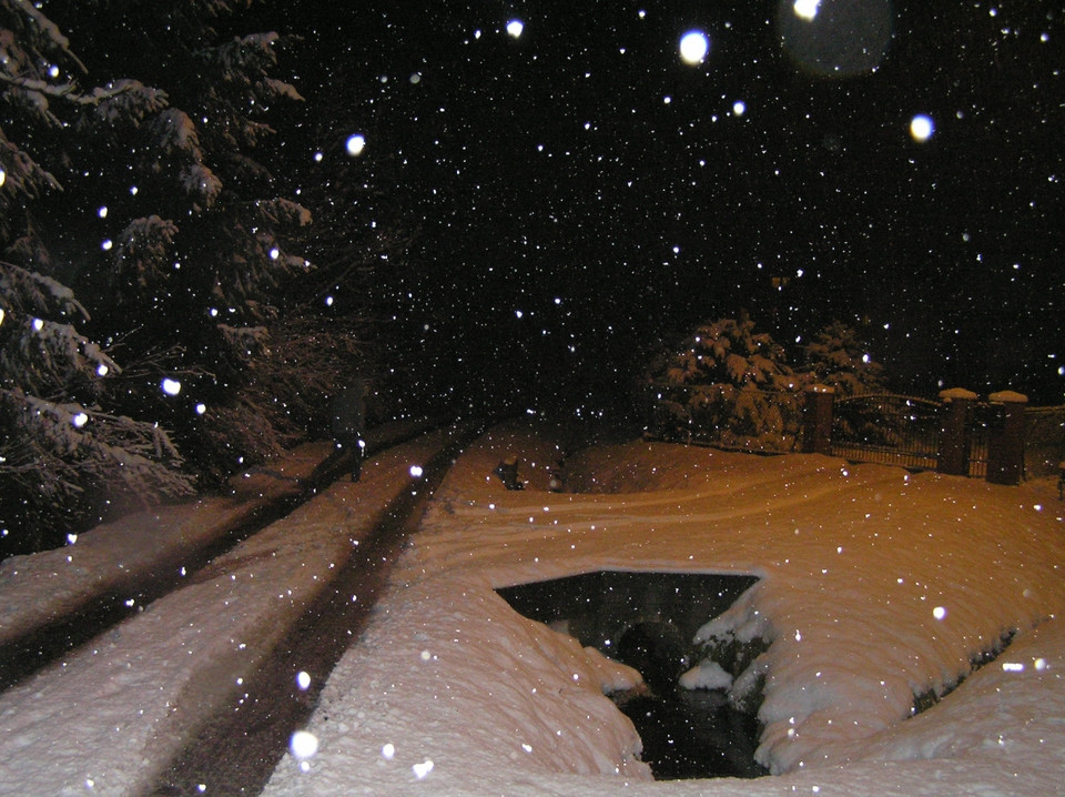 Intensywne opady śniegu w Bieszczadach