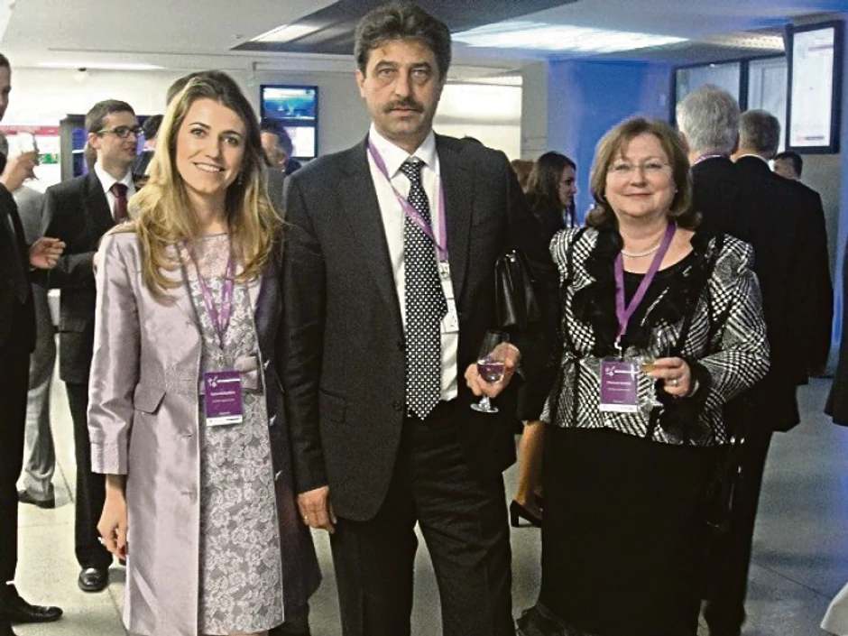 na interpolovoj poternici cela porodica