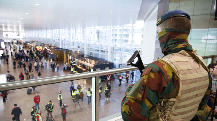 A brüsszeli reptéren egyszer már robbantottak, így ott magas a készültség /Fotó: Northfoto